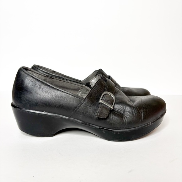 Dansko Fawna Black Leather Mules with Buckle Size 40 9 Women’s - Picture 2 of 5